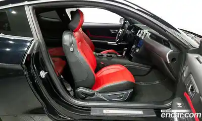 Ford Mustang 2023 2.3 Автомат в Москве № 584780, миниатюра 11