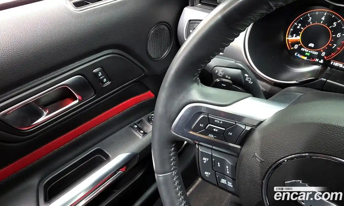 Ford Mustang 2023 2.3 Автомат в Москве № 584780, фото 17