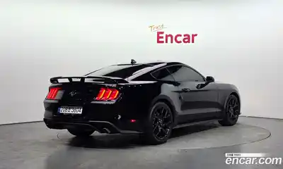 Ford Mustang 2023 2.3 Автомат в Москве № 584780, миниатюра 2