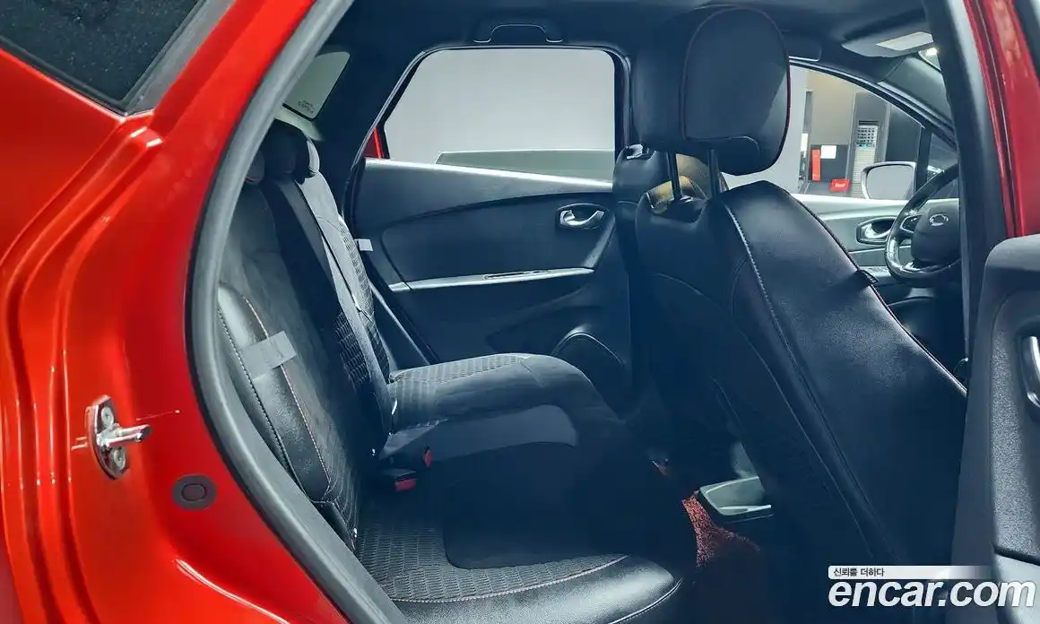 Renault QM3 2019 1.5 Автомат в Москве № 584960, фото 12