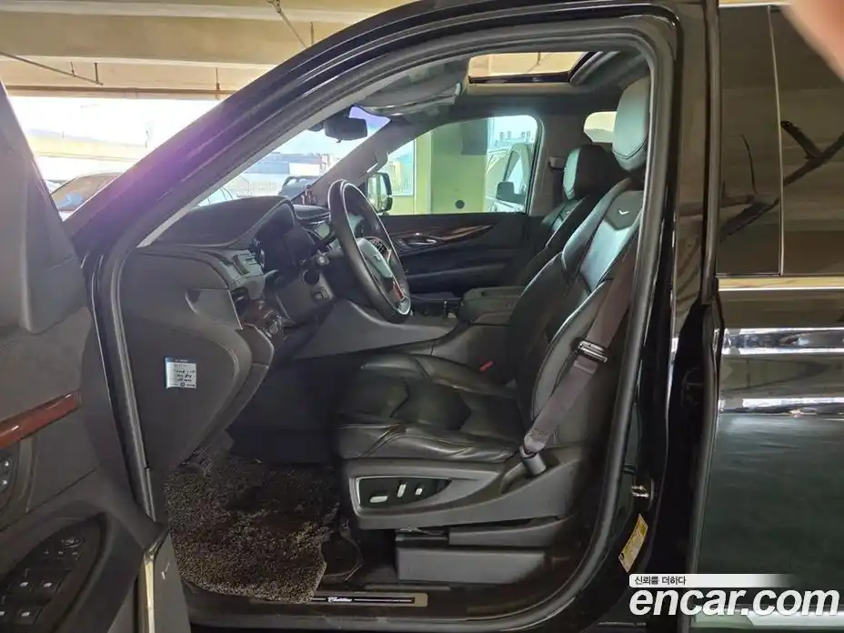 Cadillac Escalade 2017 6.2 Автомат в Москве № 585744, фото 6