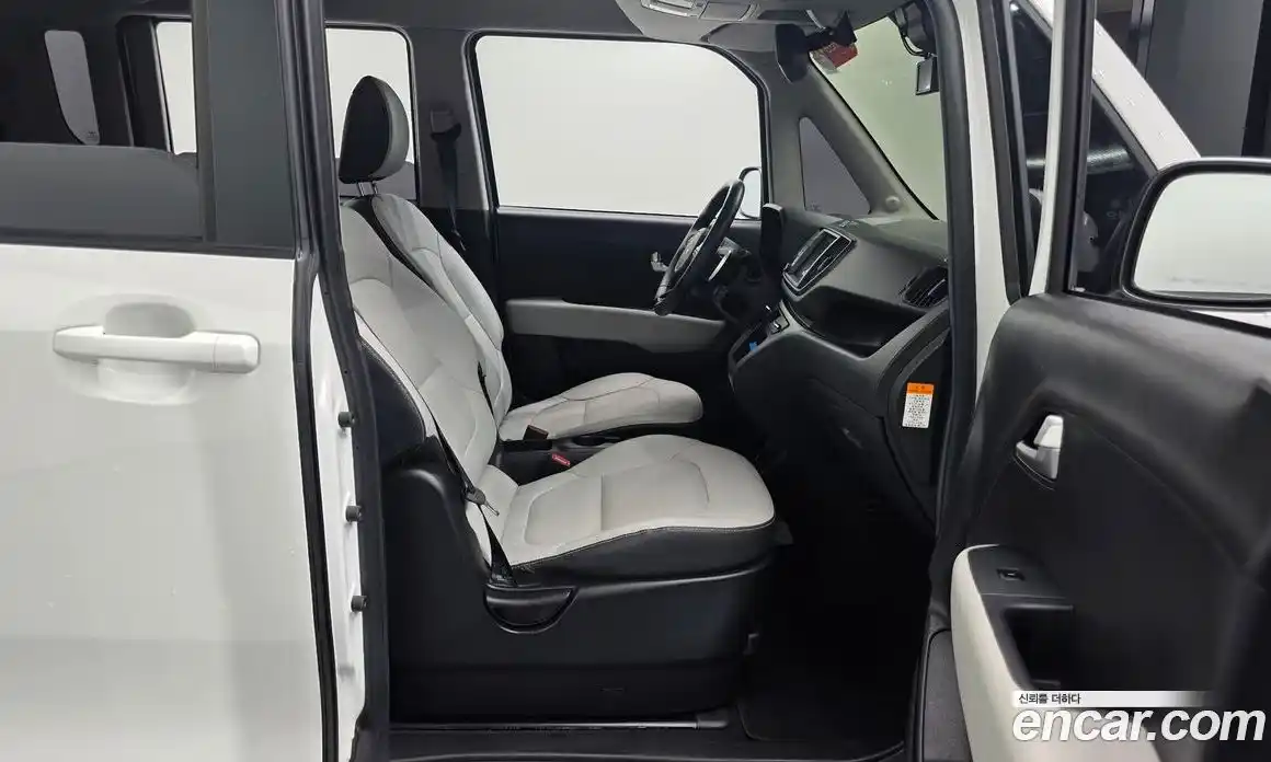 Kia Ray 2024 0.1 Автомат в Москве № 586048, фото 9