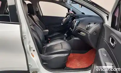 Renault QM3 2019 1.5 Автомат в Москве № 586126, миниатюра 11