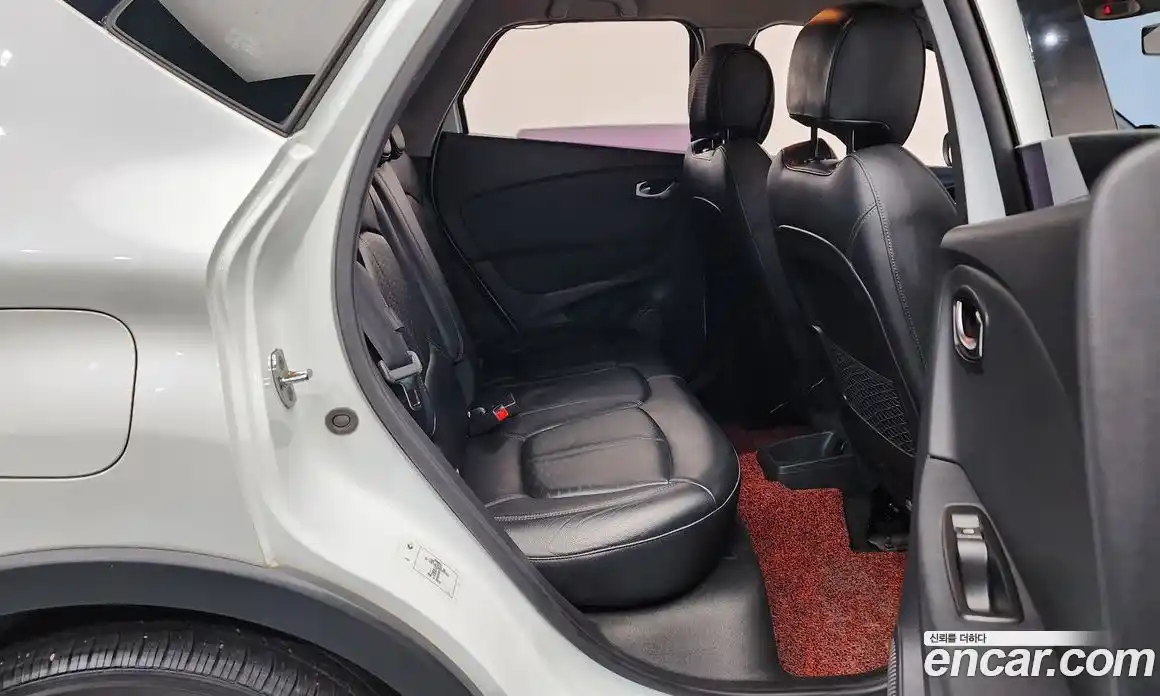 Renault QM3 2019 1.5 Автомат в Москве № 586126, фото 12