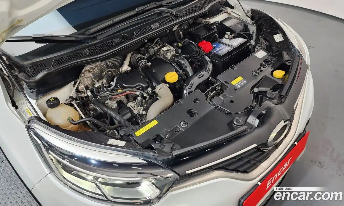 Renault QM3 2019 1.5 Автомат в Москве № 586126, фото 6