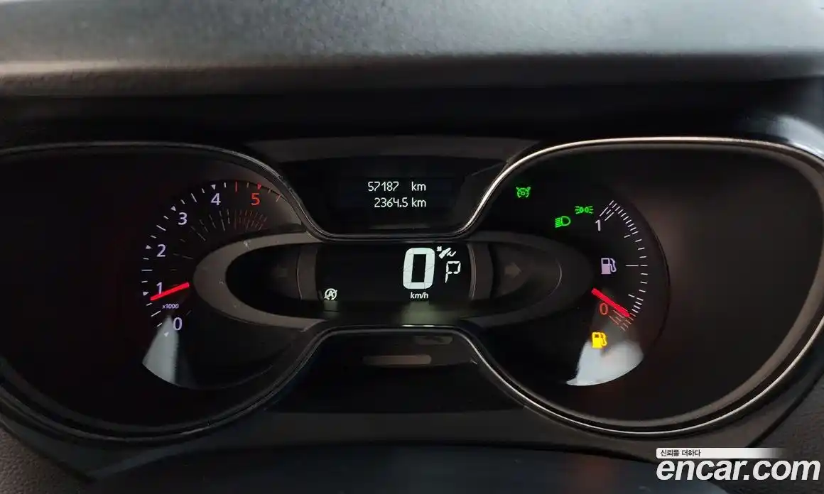 Renault QM3 2019 1.5 Автомат в Москве № 586126, фото 8