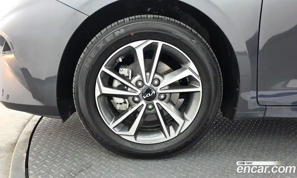 Kia K3 2024 1.6 Автомат в Москве № 586754, фото 5