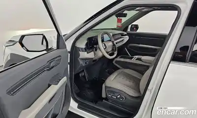 Kia EV9 2024 0.2 Автомат в Москве № 586854, миниатюра 11