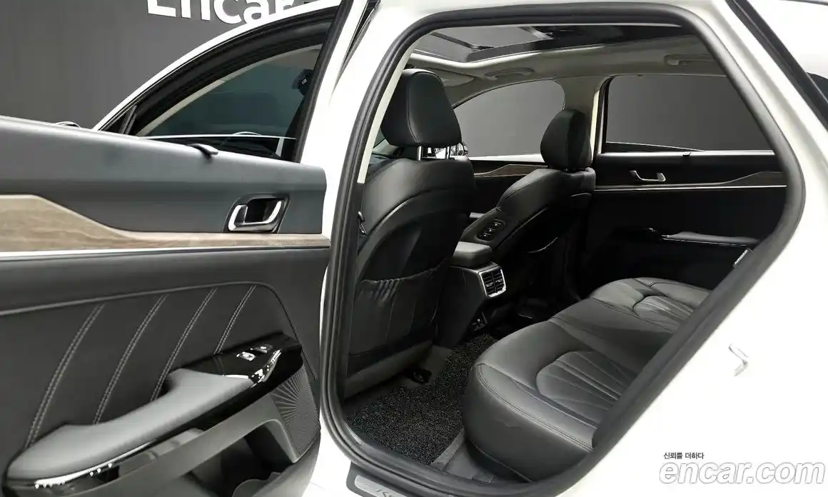 Kia K5 2021 1.6 Автомат в Москве № 586944, фото 20