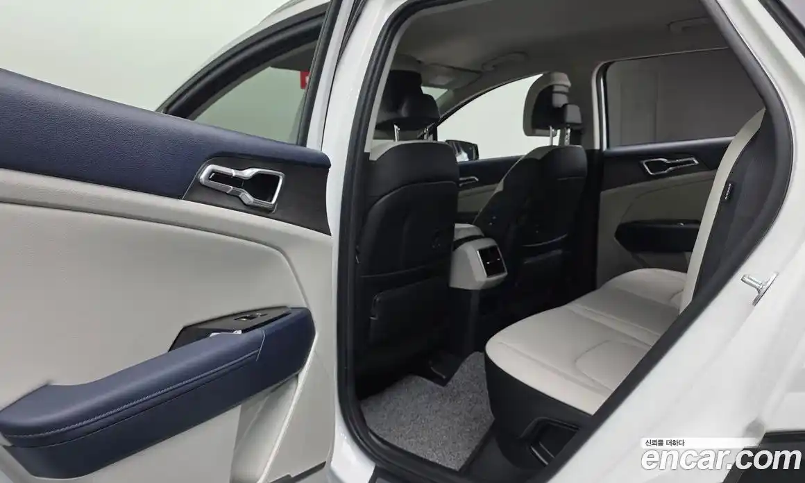 Kia Sportage 2024 2.0 Автомат в Москве № 586953, фото 17