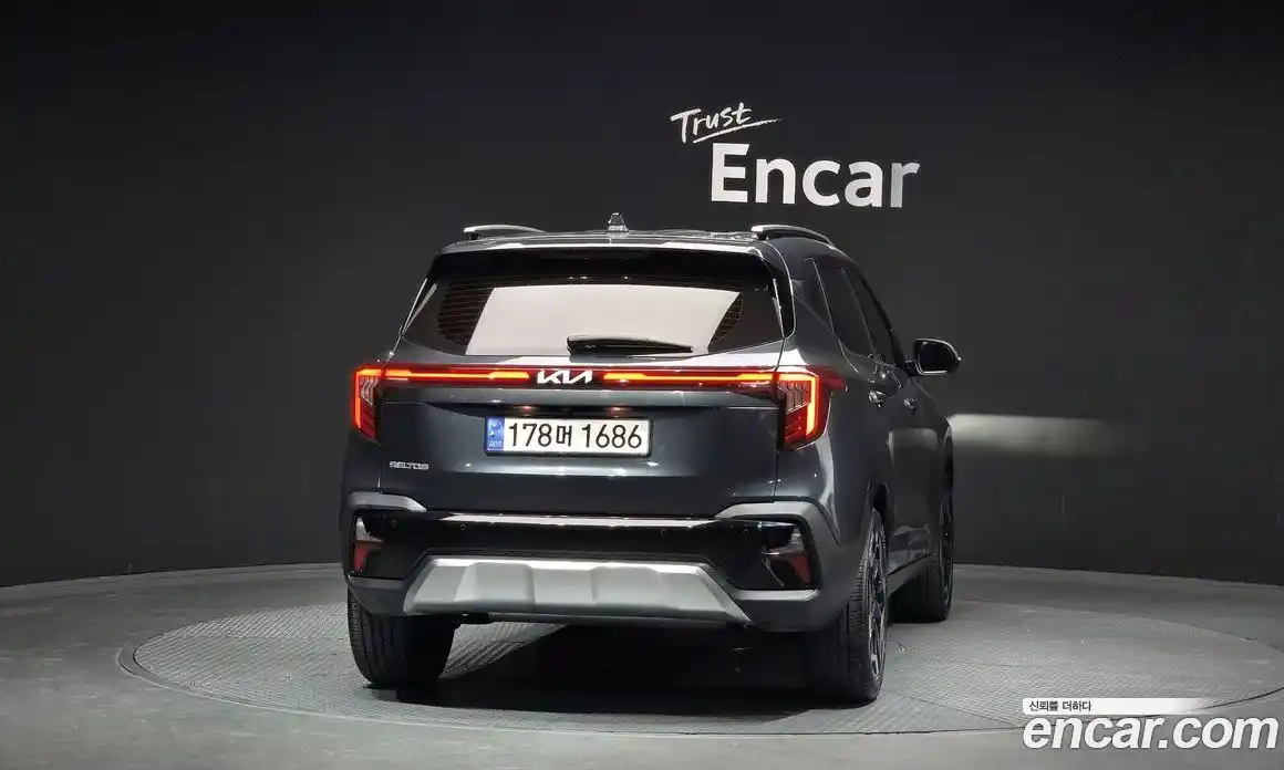 Kia Seltos 2023 1.6 Автомат в Москве № 586970, фото 4