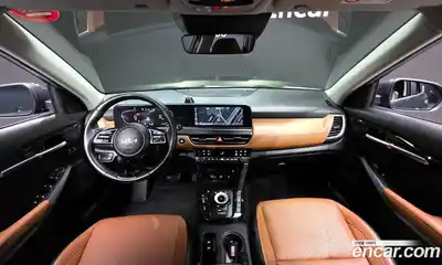 Kia Seltos 2023 1.6 Автомат в Москве № 586970, миниатюра 7