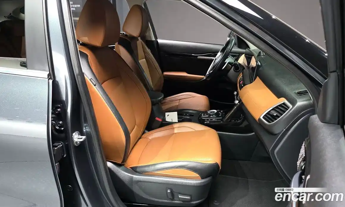 Kia Seltos 2023 1.6 Автомат в Москве № 586970, фото 10