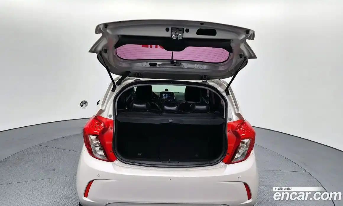 Chevrolet Spark 2016 1.0 Автомат в Москве № 587125, фото 20