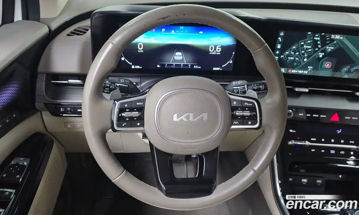 Kia Canival 2023 3.5 Автомат в Москве № 587636, фото 14