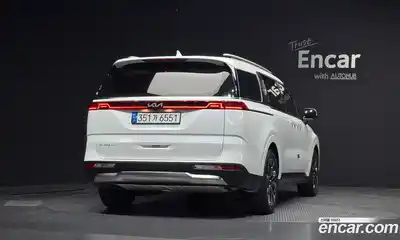 Kia Canival 2023 3.5 Автомат в Москве № 587636, миниатюра 4