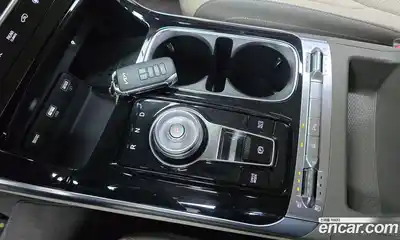 Kia Canival 2023 3.5 Автомат в Москве № 587636, миниатюра 9