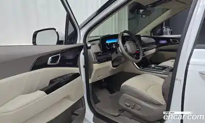 Kia Canival 2023 3.5 Автомат в Москве № 587636, миниатюра 10