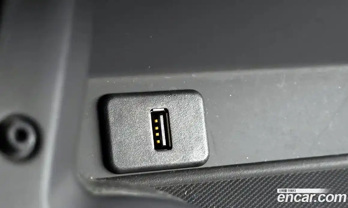 Chevrolet Trax 2016 1.6 Автомат в Москве № 587764, фото 15