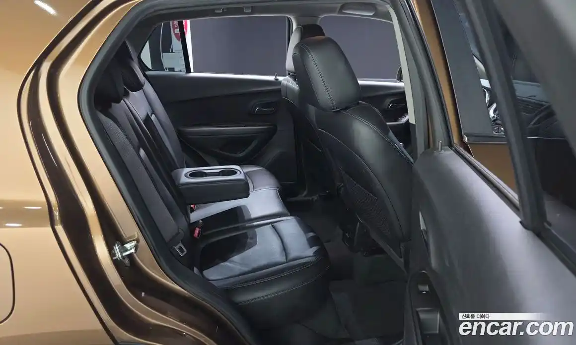 Chevrolet Trax 2016 1.6 Автомат в Москве № 587764, фото 19