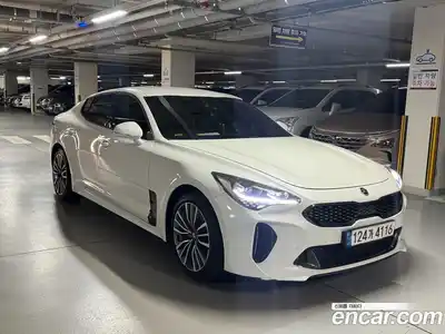 Kia Stinger 2020 2.0 Автомат в Москве № 587871, миниатюра 2