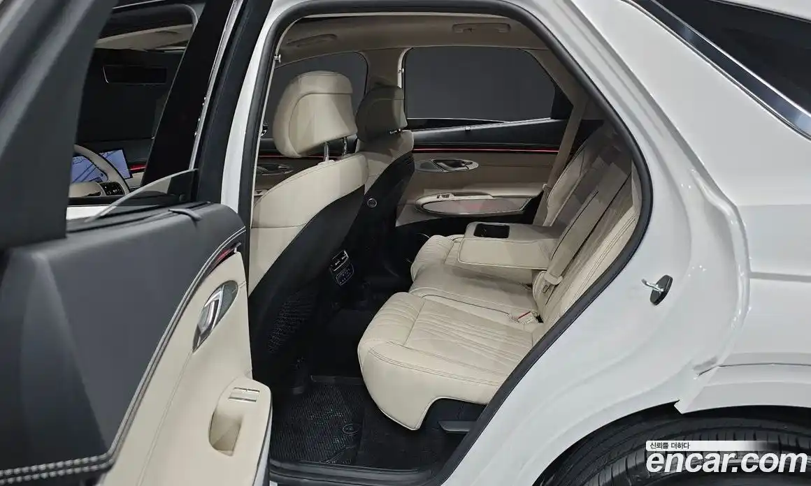 Genesis GV70 2025 2.5 Автомат в Москве № 588165, фото 11