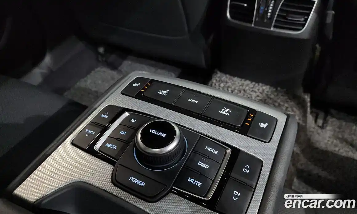 Genesis G80 2018 3.3 Автомат в Москве № 588311, фото 19