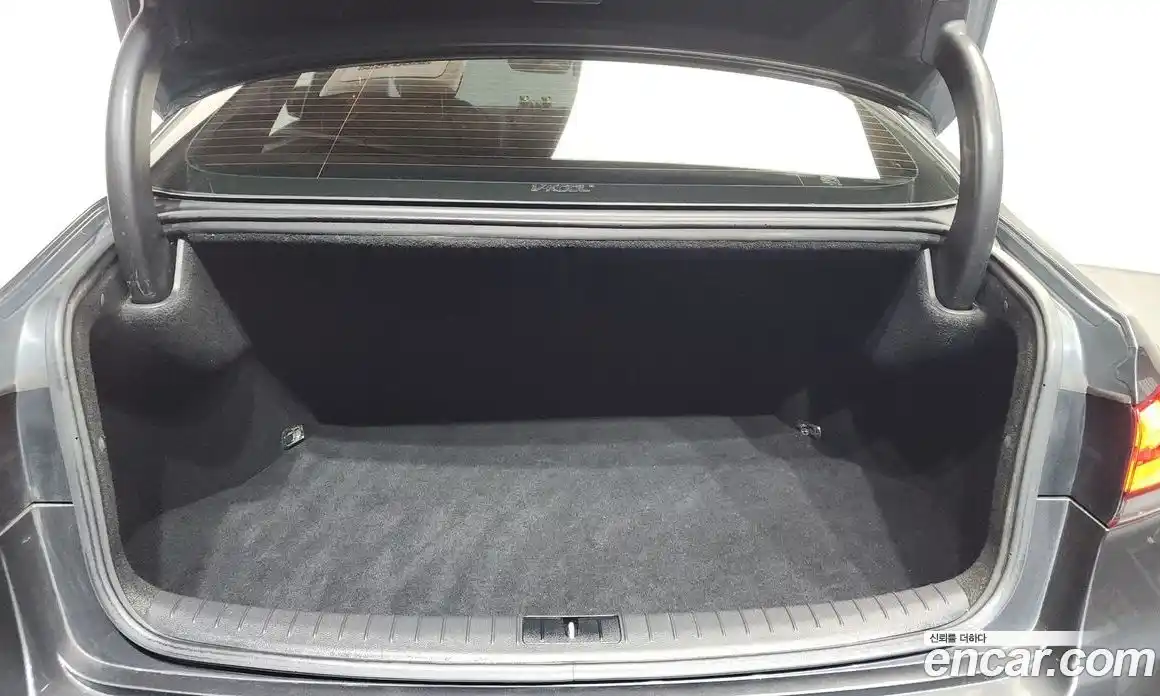 Genesis G80 2018 3.3 Автомат в Москве № 588311, фото 20