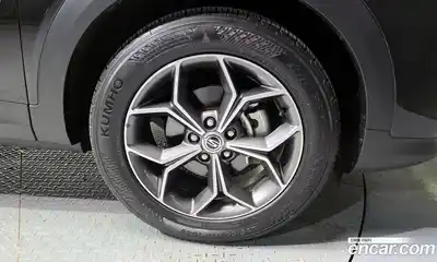 SsangYong Korando 2019 1.6 Автомат в Москве № 589178, миниатюра 5