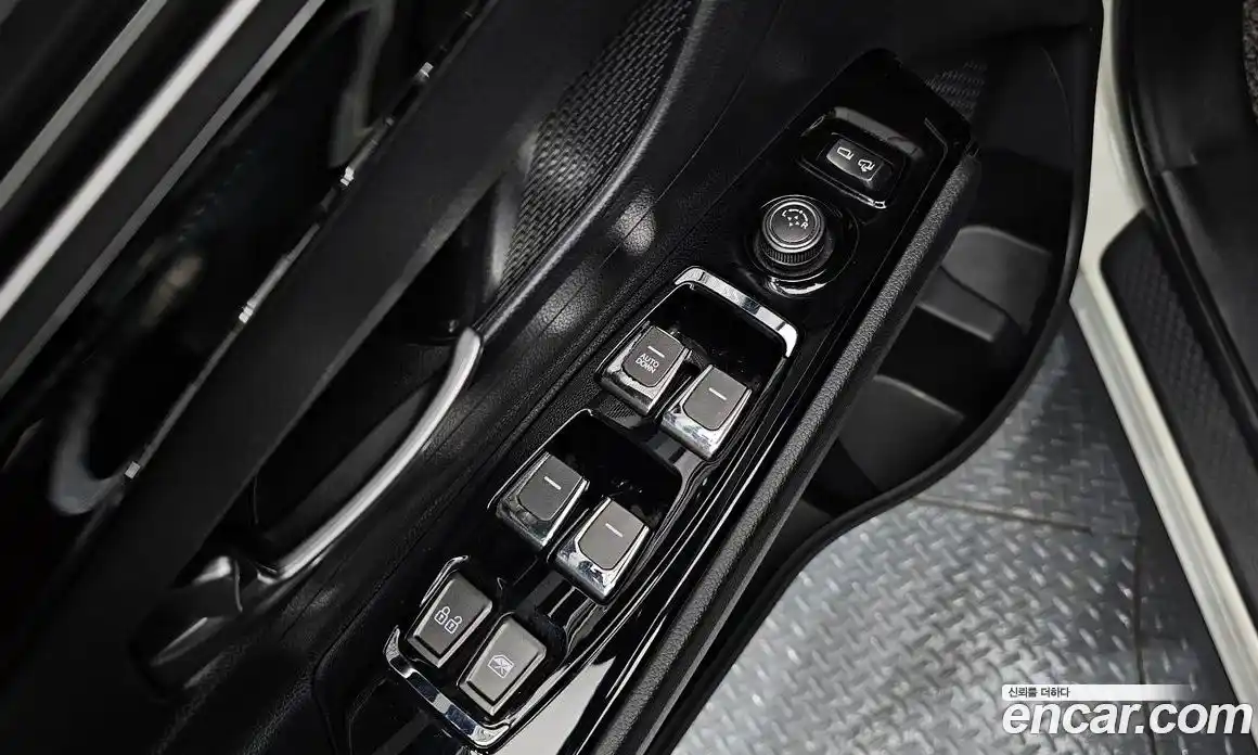 SsangYong Korando 2021 1.5 Автомат в Москве № 589209, фото 12