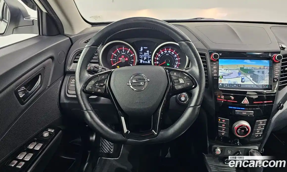 SsangYong TIBOLI 2018 1.6 Автомат в Москве № 589349, фото 13