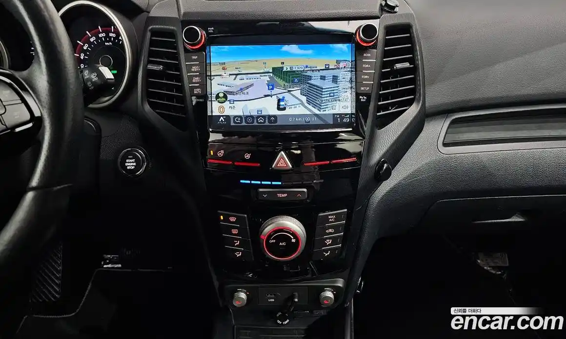 SsangYong TIBOLI 2018 1.6 Автомат в Москве № 589349, фото 14