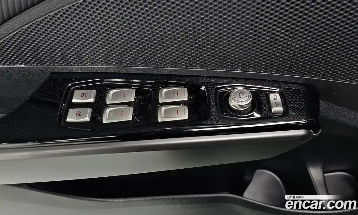 SsangYong TIBOLI 2018 1.6 Автомат в Москве № 589349, фото 18