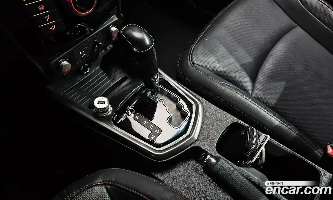 SsangYong TIBOLI 2018 1.6 Автомат в Москве № 589349, фото 9