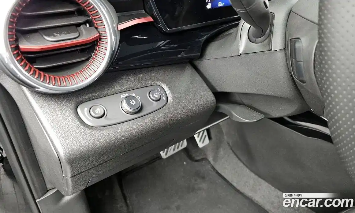 Chevrolet Trax 2025 1.2 Автомат в Москве № 589623, фото 18