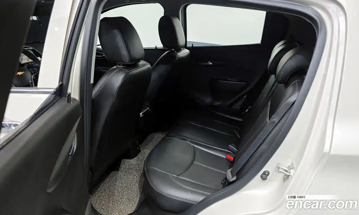 Chevrolet Spark 2018 1.0 Автомат в Москве № 589636, фото 20