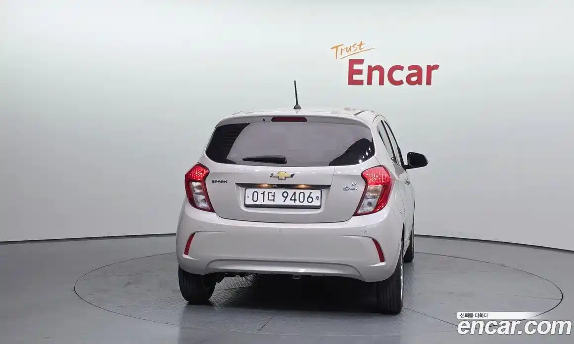 Chevrolet Spark 2018 1.0 Автомат в Москве № 589636, фото 4