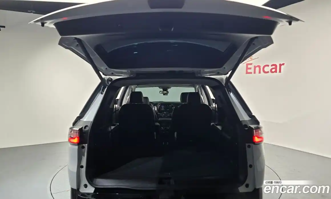 Chevrolet Traverse 2021 3.6 Автомат в Москве № 589889, фото 20