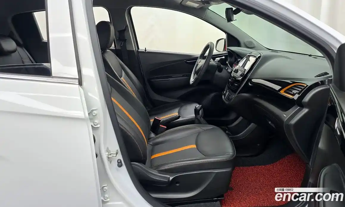 Chevrolet Spark 2020 1.0 Механическая в Москве № 589972, фото 11