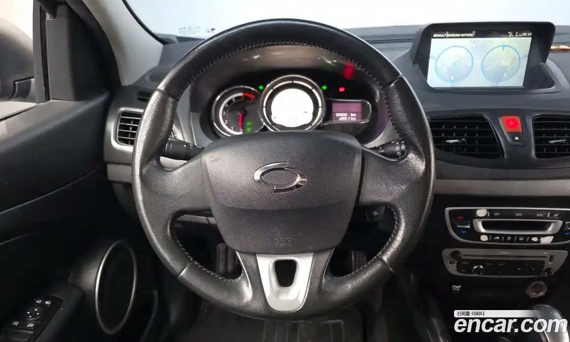 Renault SM3 2017 1.6 Автомат в Москве № 590101, фото 13