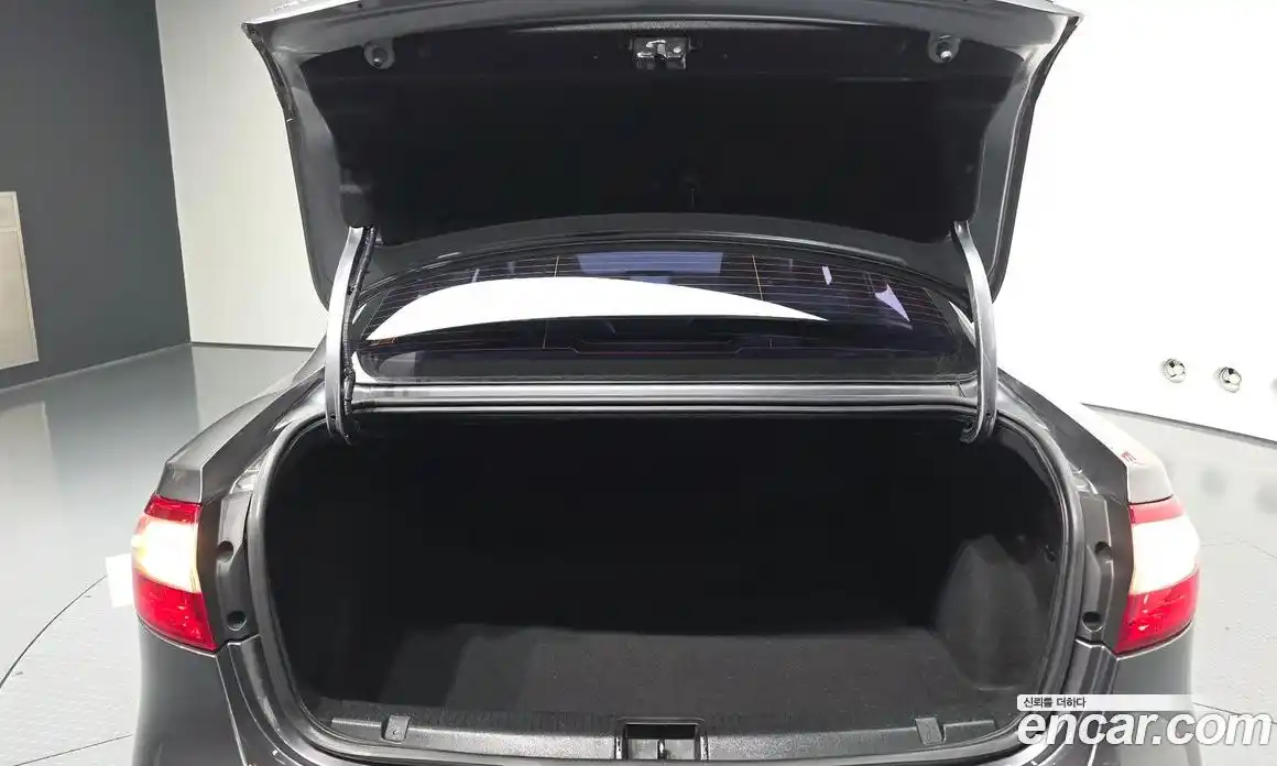 Renault SM3 2017 1.6 Автомат в Москве № 590101, фото 20