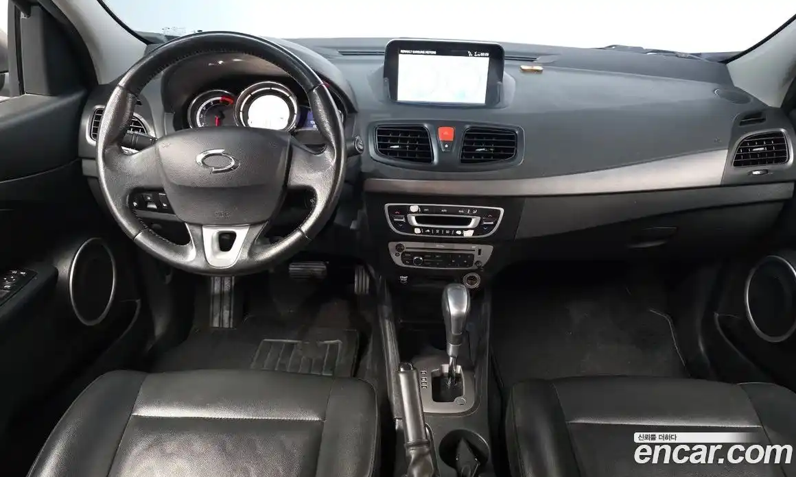 Renault SM3 2017 1.6 Автомат в Москве № 590101, фото 7