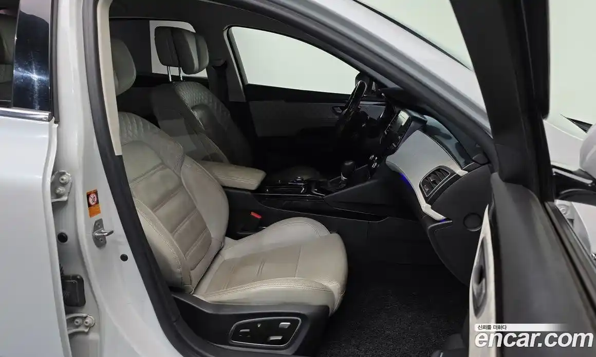 Renault SM6 2017 2.0 Автомат в Москве № 590218, фото 10