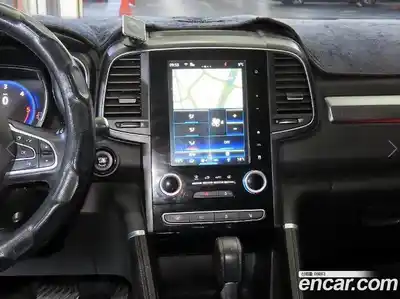 Renault QM6 2017 2.0 Автомат в Москве № 590487, миниатюра 11