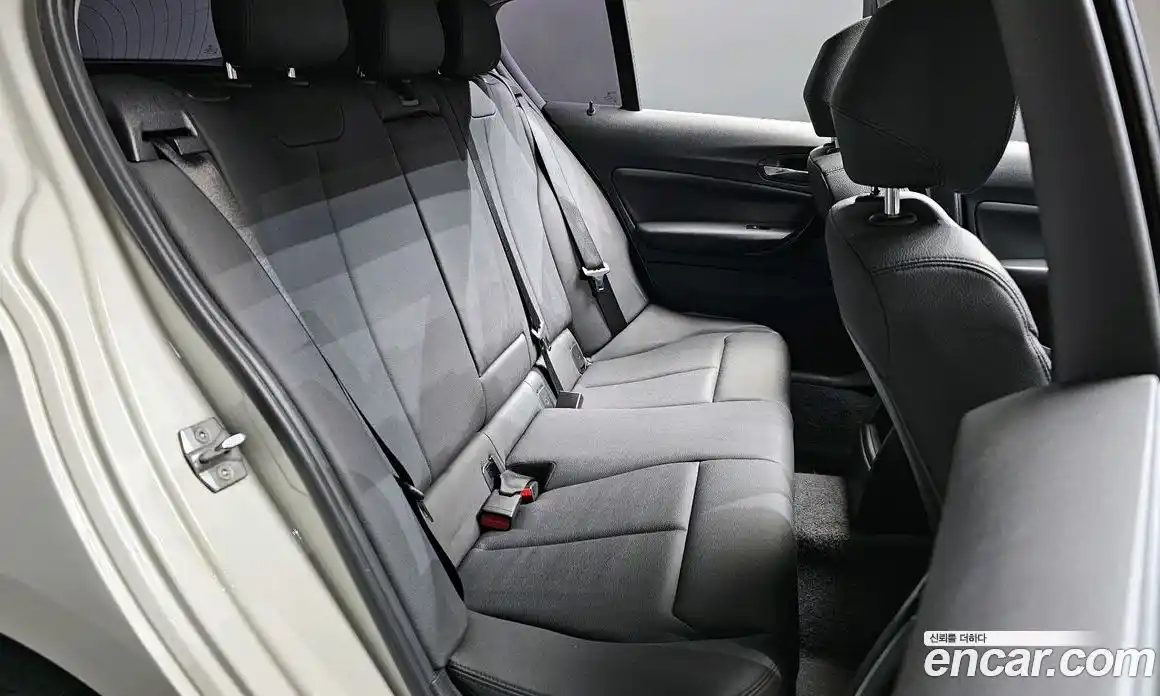 BMW 1-Series 2014 2.0 Автомат в Москве № 590973, фото 12