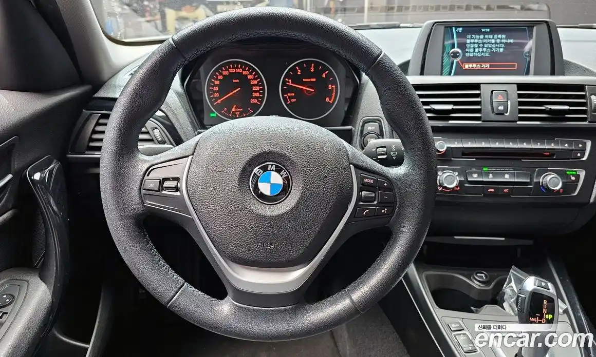 BMW 1-Series 2014 2.0 Автомат в Москве № 590973, фото 14