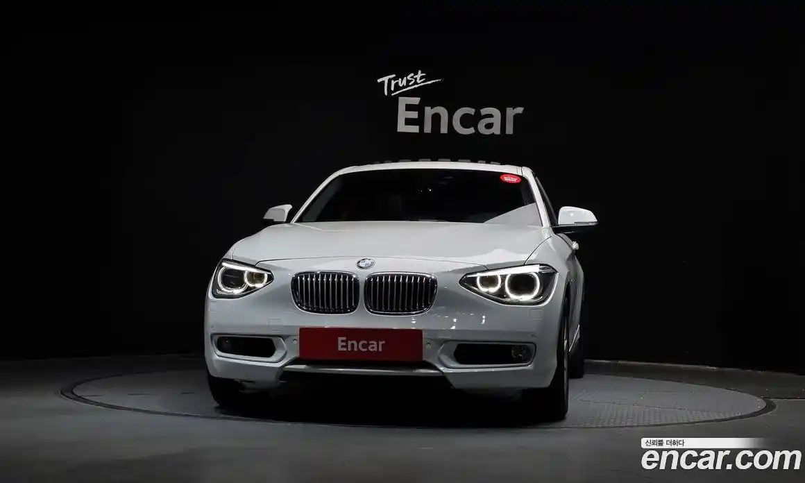 BMW 1-Series 2014 2.0 Автомат в Москве № 590973, фото 3