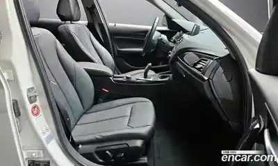 BMW 1-Series 2014 2.0 Автомат в Москве № 590973, миниатюра 10