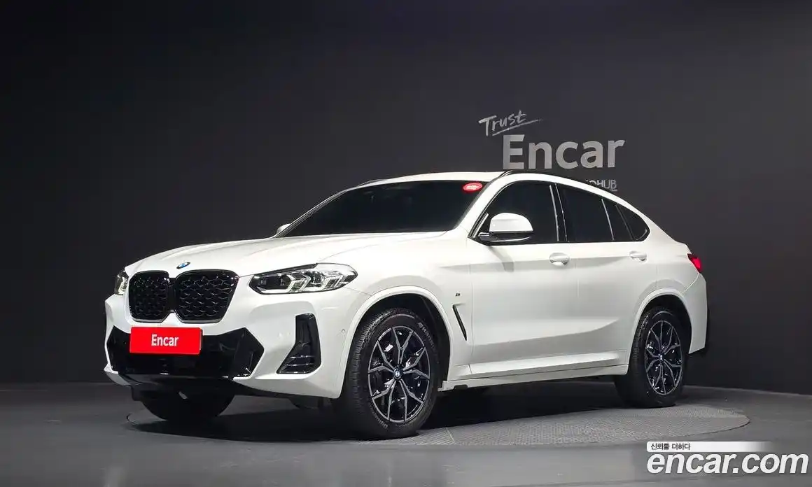 BMW X4 2022 2.0 Автомат в Москве № 590993, фото 1