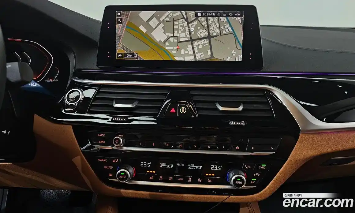 BMW 5-Series 2020 2.0 Автомат в Москве № 591315, фото 14